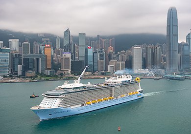 1559228148_SC-first-arrival-in-HK-3.jpg