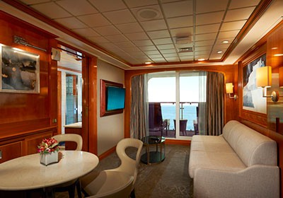 2-Bedroom-Family-Suite-with-Balcony.jpg