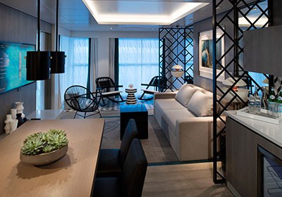 EG18-RoyalSuite-LivingR.jpg