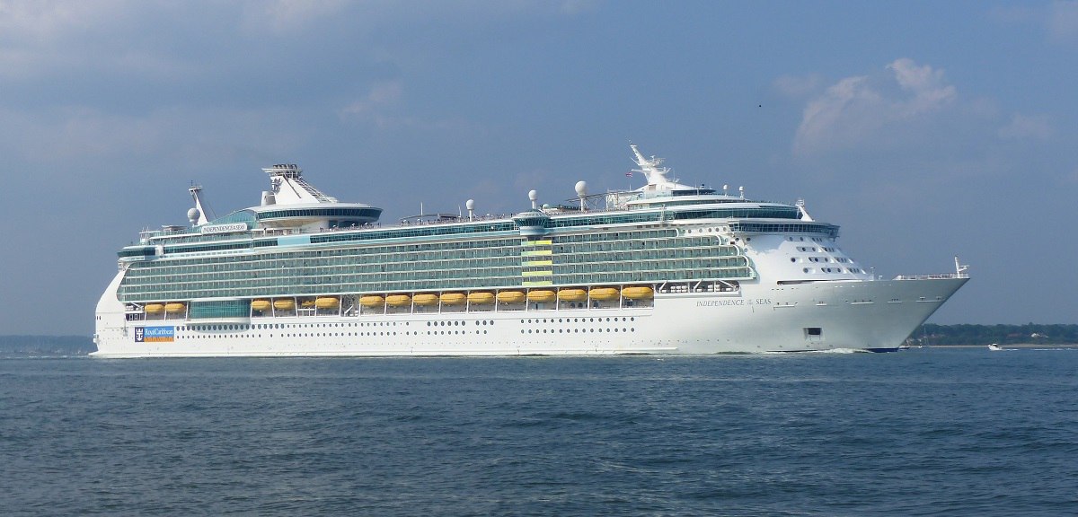 Independence of the Seas_big