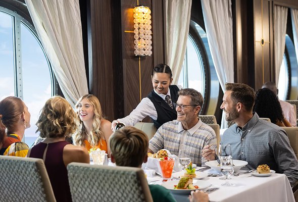 LEGEND_DINING-ROOM_590x400.jpg