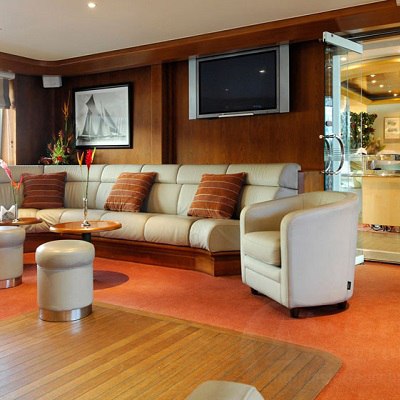 Le Ponant - Main Lounge.jpg