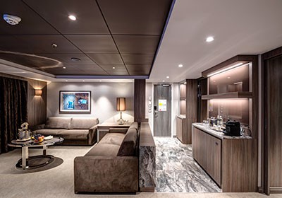 MSC-YACHT-CLUB-ROYAL-SUITE.jpg