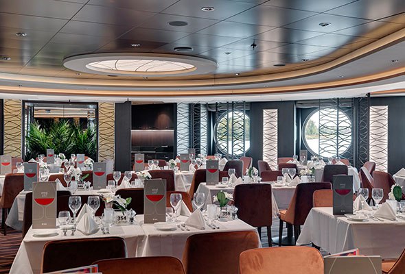 MSC-Seaview,-Golden-Sand-Restaurant.jpg