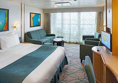 RCI_GR_JuniorSuite-Living1R.jpg