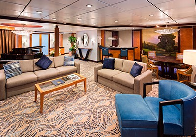 RCI_NV_RoyalSuite-Living2R.jpg