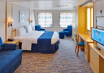 RCI_NV_FamOceanView-LivingR.jpg