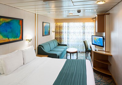RCI_EN-SupOceanView-LivingR.jpg