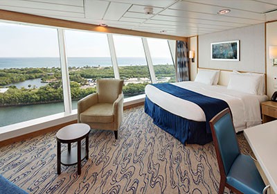 RCI_FR-AccPanoOceanView-Living1R.jpg