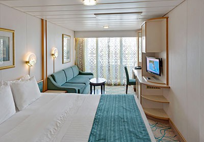 RCI_RH_SupOceanView-LivingR.jpg