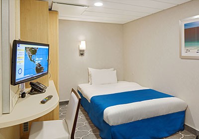 RCI_AD_StudioInterior-LivingR.jpg