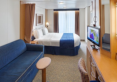 RCI_RD_SupOceanView-LivingR.jpg