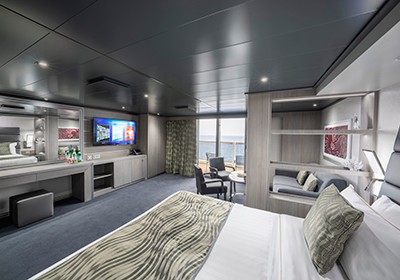 Seashore,-MSC-Yacht-Club-Deluxe-Grand-Suite.jpg