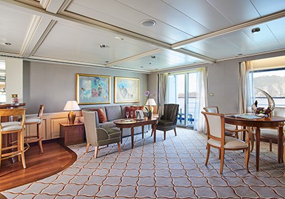 SilverSeaWhisperRoyalSuite1976.jpg