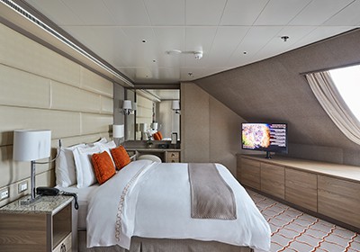 SilverShadowRoyalSuite3505.jpg