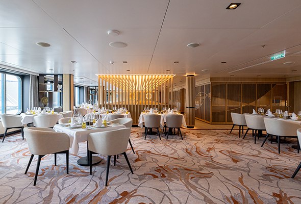 Swan-Restaurant-5.jpg