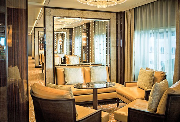 VOY-Horizon-Lounge.jpg