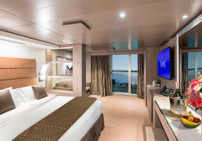 Yacht-Club-Deluxe-Suite.jpg