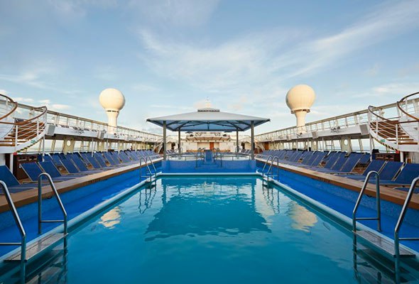 ncl_Sun_Pool-Deck_7.jpg